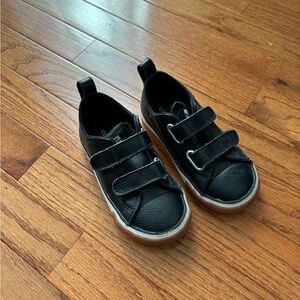 Converse Black Sneakers